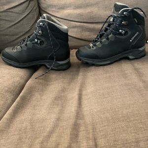 Lowa Hiking Boots - Vivione II GTX